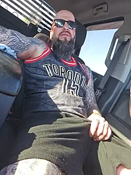 Show de Beardedtattood na webcam