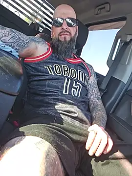 Beardedtattood Show in webcam