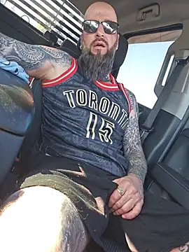 Show de Beardedtattood na webcam