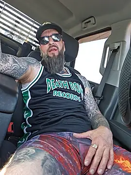 โชว์เว็บแคมของ Beardedtattood