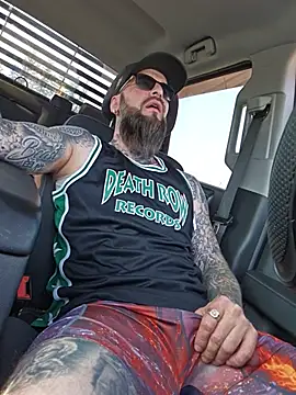 Beardedtattood's Webcam Show