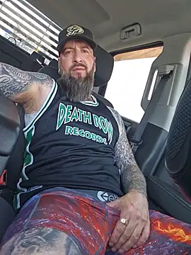 Beardedtattood's Webcam Show