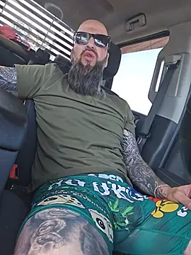 Beardedtattood's Webcam Show