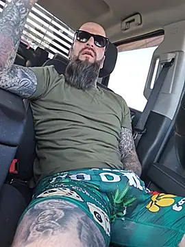 Beardedtattood Show Webcam