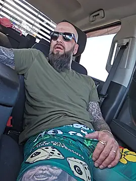 Beardedtattood's Webcam Show