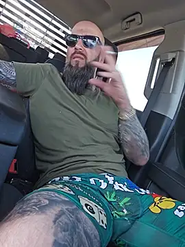 Beardedtattood – webcam-show