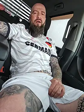 Show de Beardedtattood na webcam