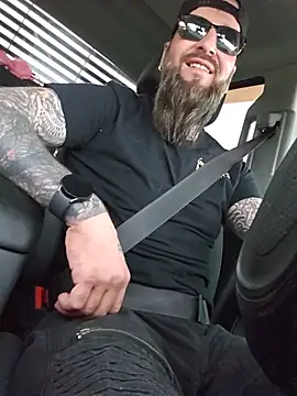 Beardedtattoodのウェブカメラショー