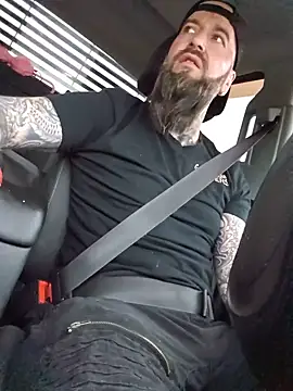 Beardedtattood Шоу с уебкамера