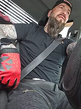 Beardedtattood Шоу с уебкамера