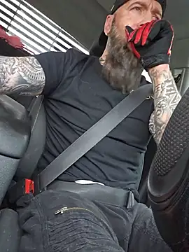 Webkamerová show Beardedtattood