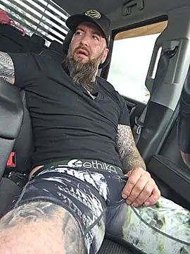 Beardedtattood Adlı Modelin Web Kamerası Şovu