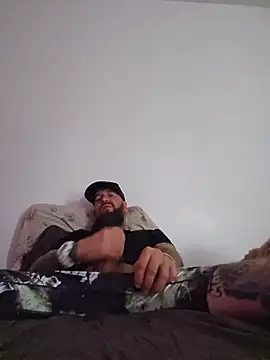 Beardedtattood webcam show