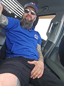 Beardedtattood Show in webcam