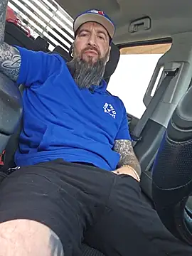 Beardedtattood webcam show