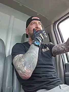 Beardedtattood's Webcam Show