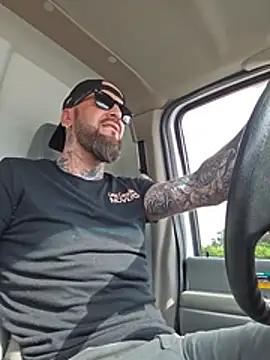 Beardedtattoodn Webbikameraesitys