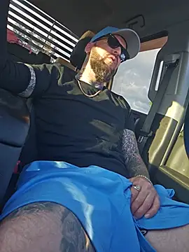 Beardedtattood: вебкам-шоу