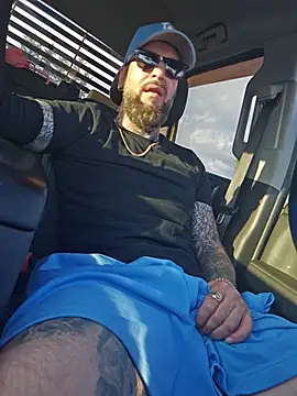Beardedtattood – webcam-show