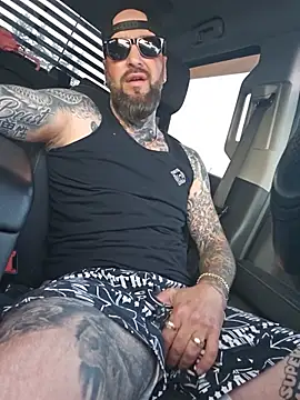 Show de Beardedtattood na webcam