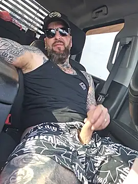 Beardedtattood Шоу с уебкамера