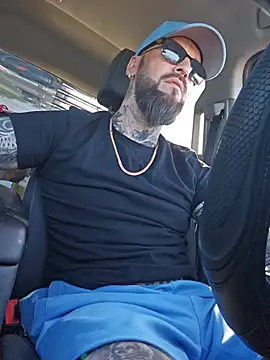 Show de Beardedtattood na webcam