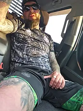 Beardedtattood Adlı Modelin Web Kamerası Şovu