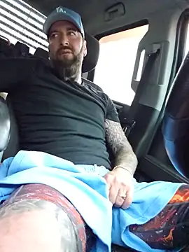 Beardedtattood webcam show