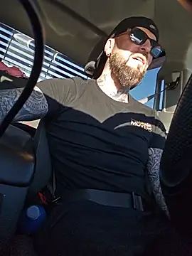 Beardedtattood Show in webcam