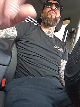 Beardedtattood Show in webcam