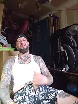 Beardedtattood Show in webcam