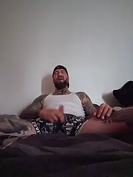 Beardedtattood's Webcam Show