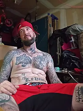 Beardedtattood webcam show