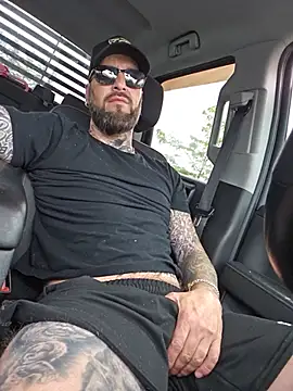 Beardedtattood webcam show