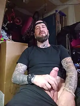 Beardedtattood Show in webcam