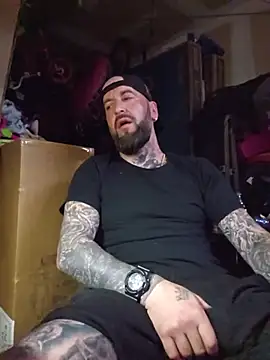 Beardedtattood webkamerás műsora