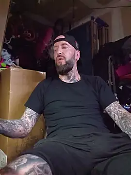 Beardedtattood's Webcam Show