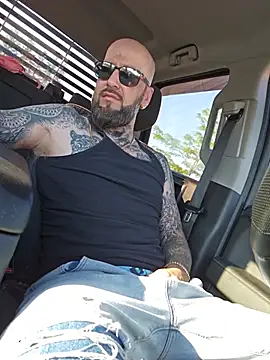 Beardedtattood 在線直播表演