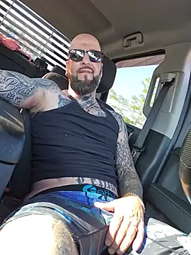 Beardedtattood Show in webcam