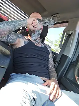 Show de Beardedtattood na webcam