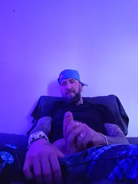 Beardedtattood Show Webcam