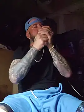 Beardedtattood webcam show