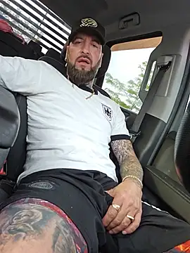 Beardedtattood – webcam-show
