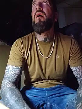 Beardedtattood Show in webcam