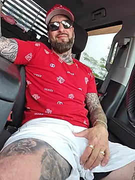 Show de Beardedtattood na webcam