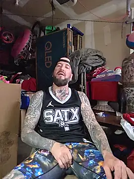 Beardedtattood – webcam-show