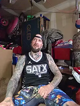 Beardedtattoodのウェブカメラショー