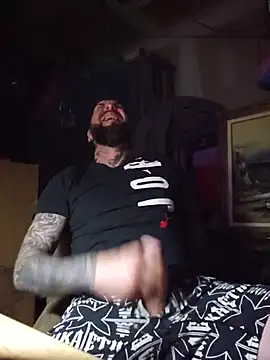 Beardedtattoodのウェブカメラショー