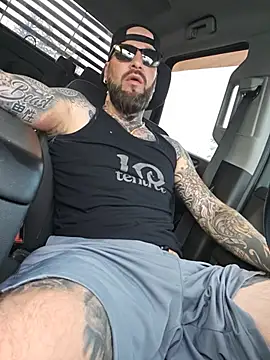 Beardedtattood: вебкам-шоу