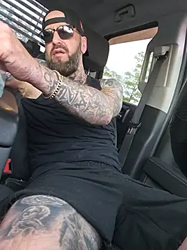 Show de webcam de Beardedtattood